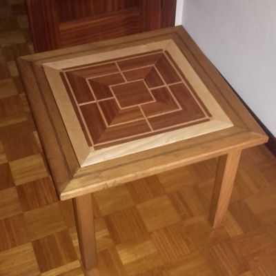 Juan y Trabajos En Madera