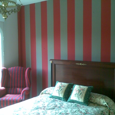 DECORACION A RAYAS EN PINTURA