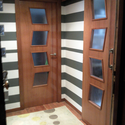 Decoracion pinturaa rayas hall