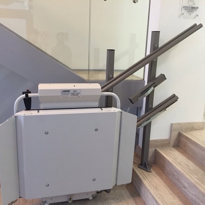 PLATAFORMA SALVAESCALERAS DIAGONAL