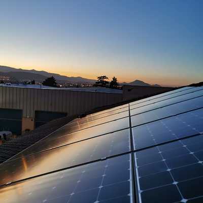 INSTALACIÓN FOTOVOLTAICA EN DERIO