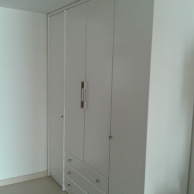 Cortar armario y lacar