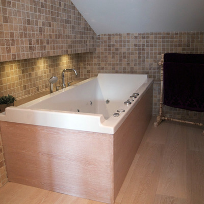 Detalle bañera hidromasaje