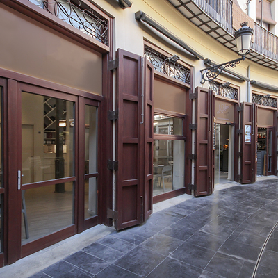 DISEÑO DE ESPACIO Restaurante La Redona