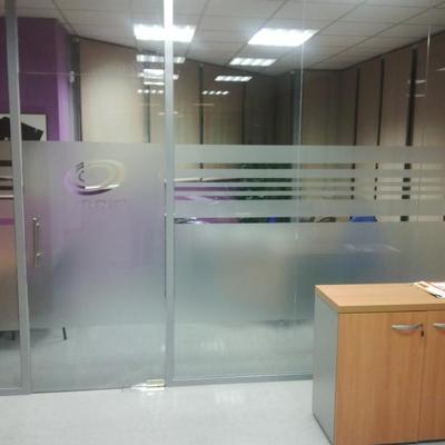 division de oficina serie A52P de Laminex