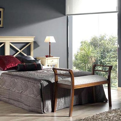 Dormitorio matrimonio cabecero aspas y mesilla aspas