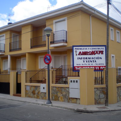 DOS VIVIENDAS UNIFAMILIARES