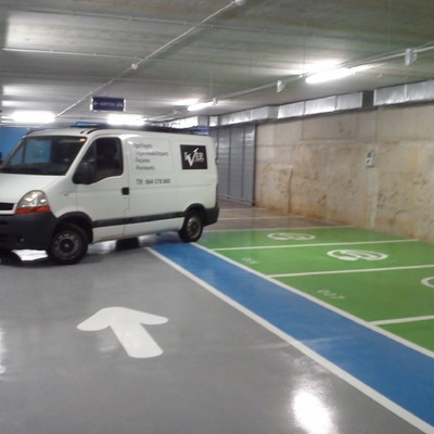 Pavimento epoxi en parking Roig i Raventós de Barcelona
