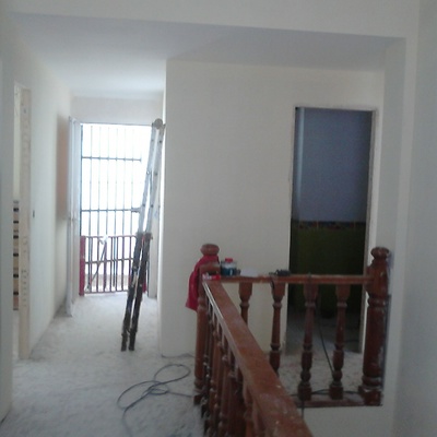 Revestimiento de paramentos verticales (Perleska)