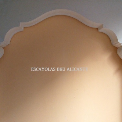 arco de escayola de 15cm de brenca, éste tipo de arcos podemos acortarlos a 80cm y ensanchar hasta mas de 2 metros