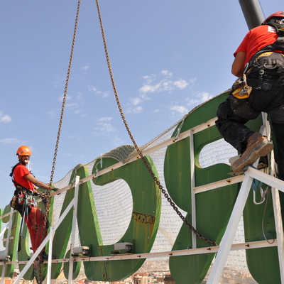 Colocación de carteles