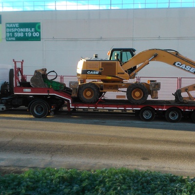 Transporte de maquinaria.