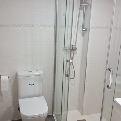 Reforma de baño en apartamento.