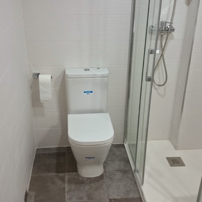 Reforma de baño en apartamento.