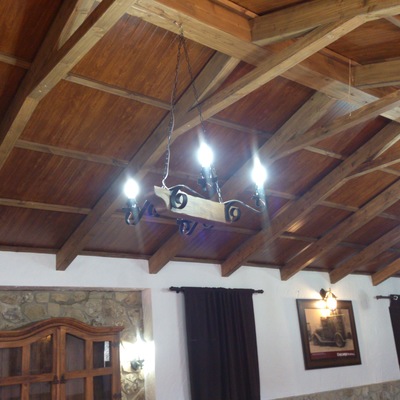 CUBIERTA DE PINO Y PANEL SANWICH