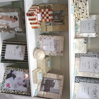 DETALLES DE PORTAFOTOS