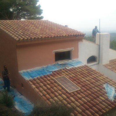 Pintura en fachada casa rustica