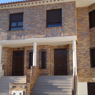 FACHADA LADRILLO VISTO BICOLOR