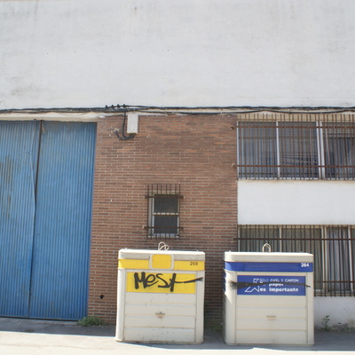 Vista frontal de Nave industrial a Peritar