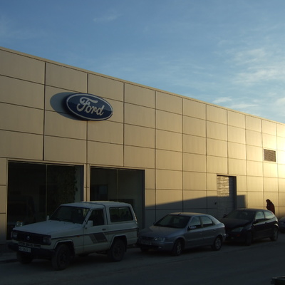 Reforma de taller de automóviles