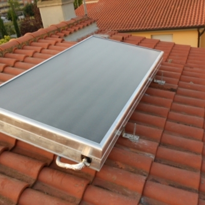 Instalación de equipo termosifónico