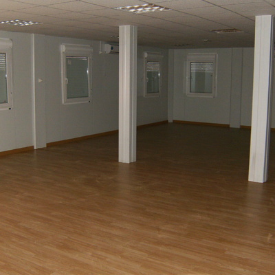 EDIFICIO AUXILIAR AULAS INTERIOR