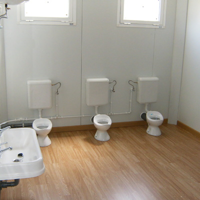 EDIFICIO AUXILIAR AULAS SANITAROS INF