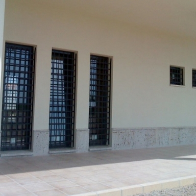 Edificio público - Javier Toro Caviedes . Arquitecto