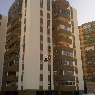 EDIFICIO AJOLIN EN FUENGIROLA 