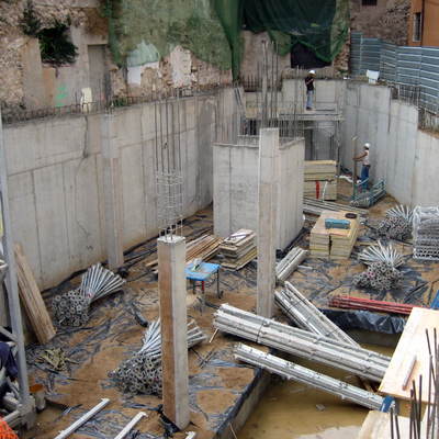 EDIFIFI PLURIFAMILIAR  8 HABITAGES GIRONA BARRI VELL