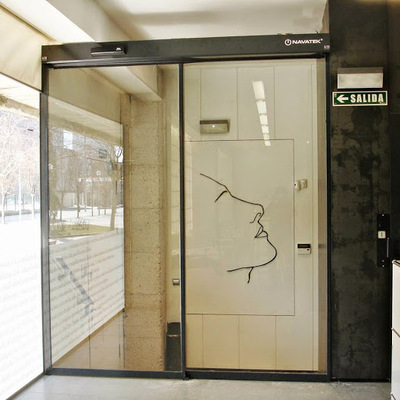 empresa instalacion puertas automaticas Navarra