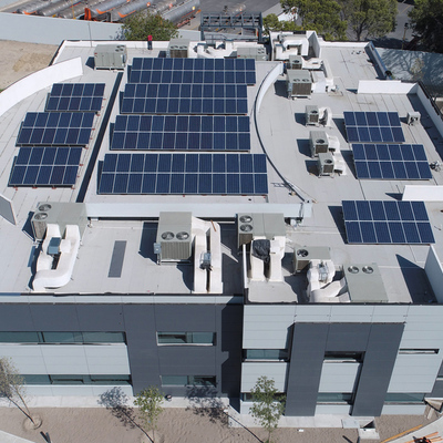 Paneles solares en su empresa/industria