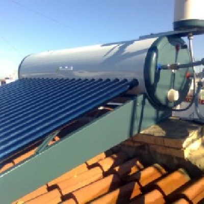 ENERGÍA SOLAR POR TUBOS DE VACÍO 2