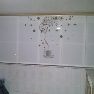 Enrollable en tejido screen con estampación digital