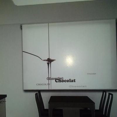 Enrollables en tejido screen bordado