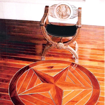 Entarimado en madera de NOGAL