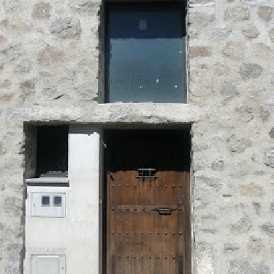 ENTRADA VIVIENDA C/ TROZO 