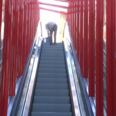 Limpieza de obra civil- escaleras mecanicas