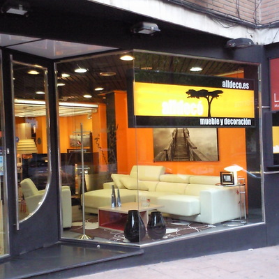 ESCAPARATE DE LA TIENDA