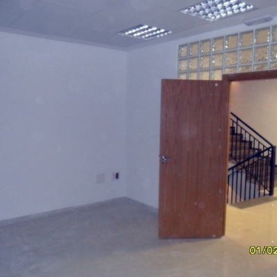 ESCUELA DE TRADUCTORES EN CALLE LA PAZ ( GRANDA)