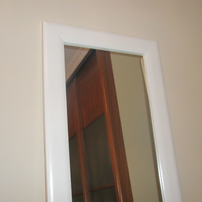 Espejo con proyección armario