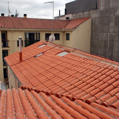 Estado reformado de la cubierta del edificio comunitario III