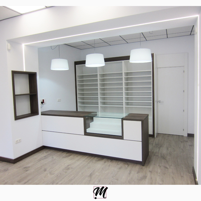 Estanco. Zona público