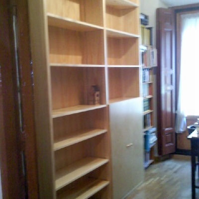 estanteria LUNDIA universidad politecnica