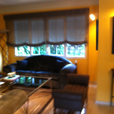 Estor de paquete con faldón