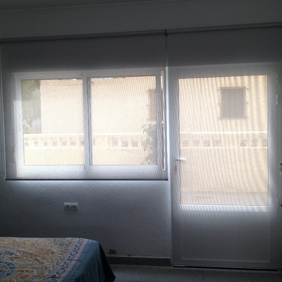 estor enrollable screen