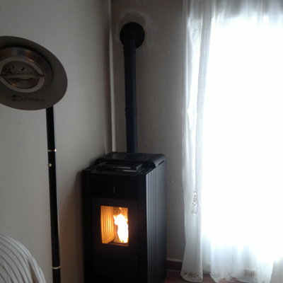 ESTUFA PELLET RAVELI R-70