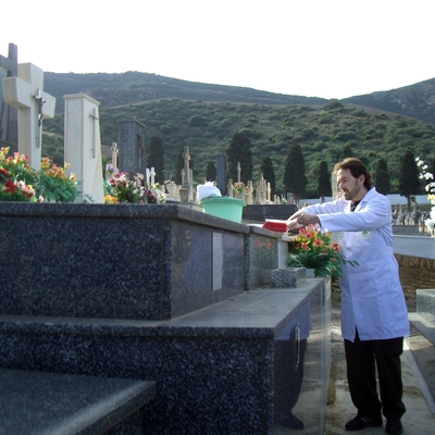 ETERNALIA en el cementerio