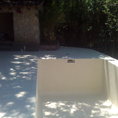 exteriores y piscina  despues  de aplicar micro cemento