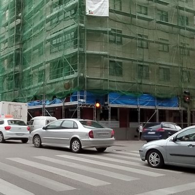 FACHADA FIJACIÓN PIEZAS MARMOL